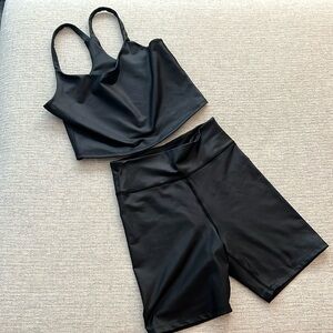 Abercrombie Medium Black Workout Set